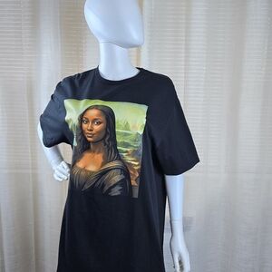 Artistic Black T-Shirt with Mona Lisa Print